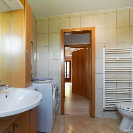 Ferienwohnung Planinca -Hisa Z Razgledom Smarje pri Jelsah Exterior foto